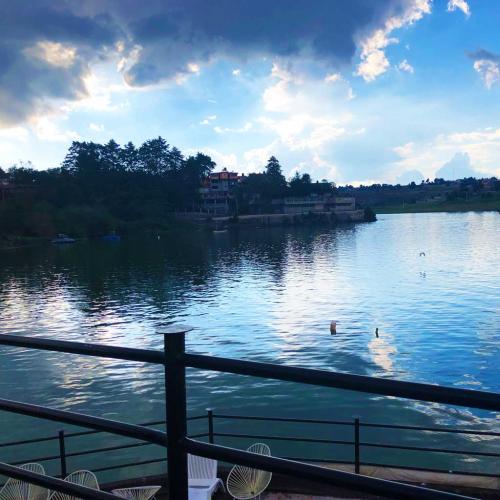 lago-3